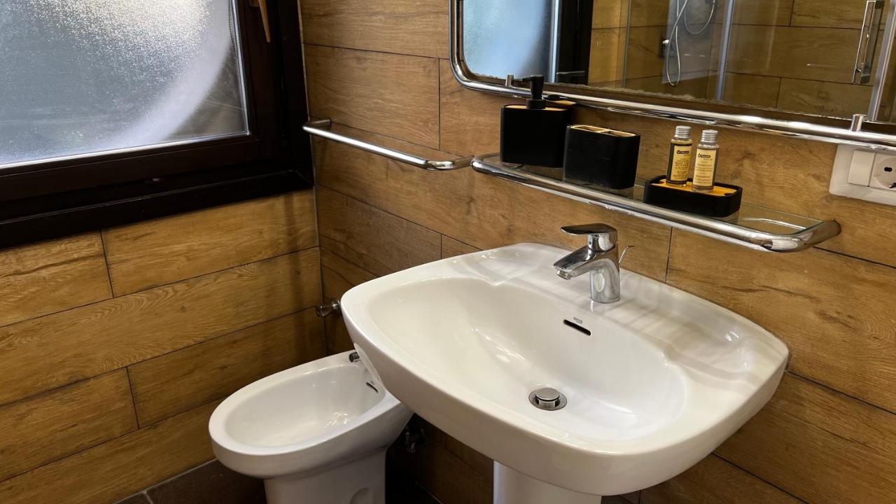 Domi Apartments Wellness Pompei Luaran gambar