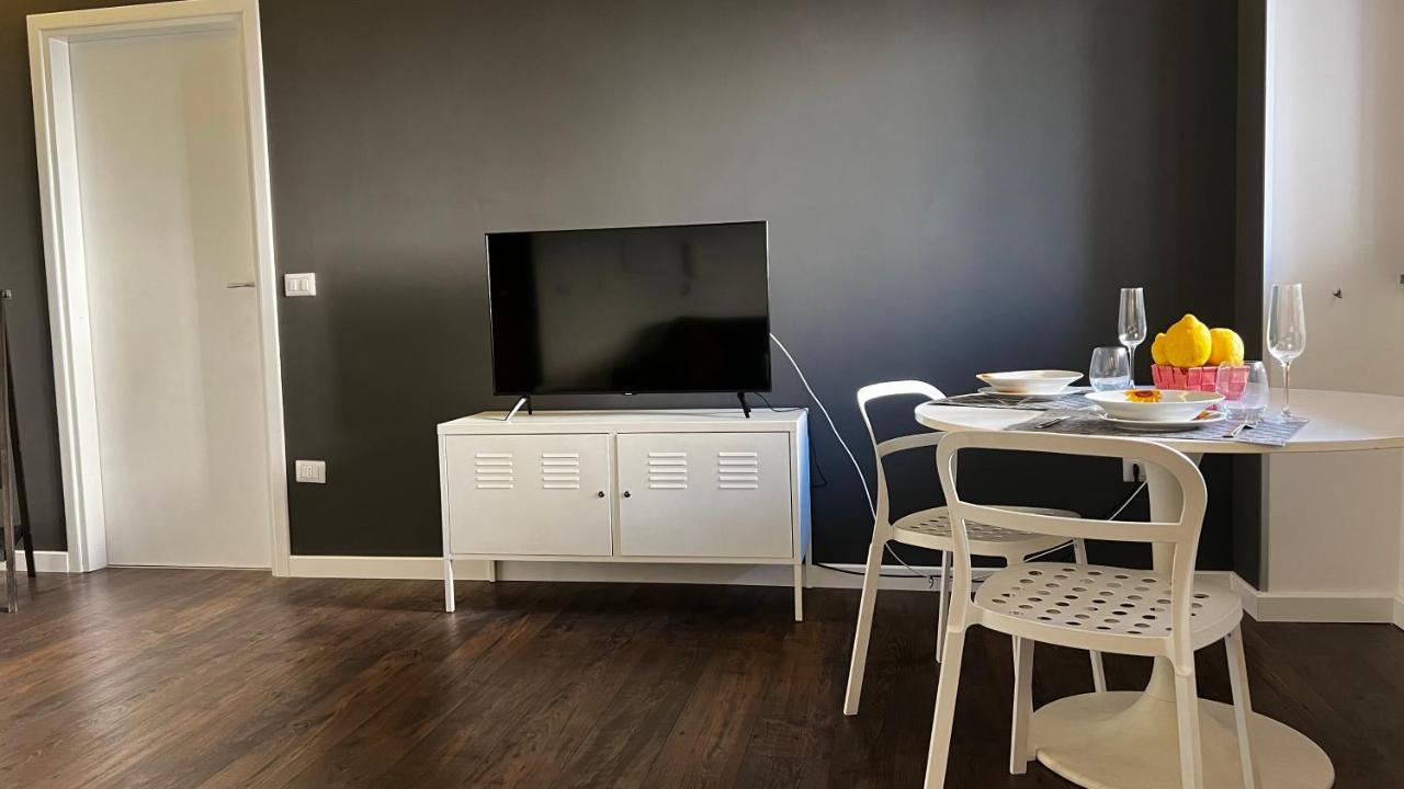 Domi Apartments Wellness Pompei Luaran gambar